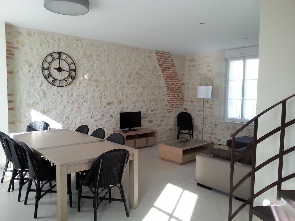 Vila Gite Du Domaine Du Haut Perron Thésée Exteriér fotografie